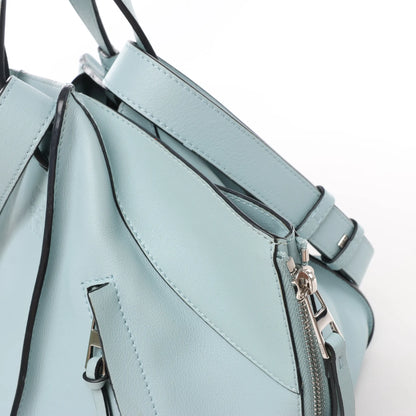 LOEWE Hammock Kleine 2-Wege-Handtasche aus Leder in Hellblau