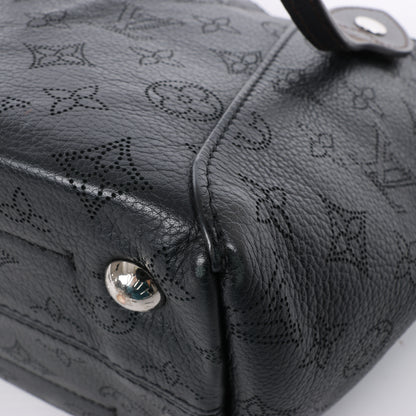 Louis Vuitton Hina Monogram Mahina Leder-Umhängetasche in Schwarz M54350