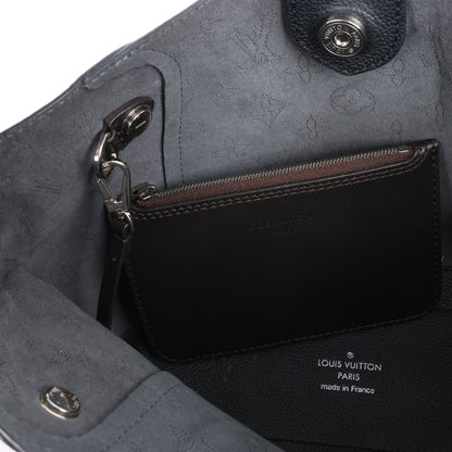 Louis Vuitton Hina Monogram Mahina Leder-Umhängetasche in Schwarz M54350