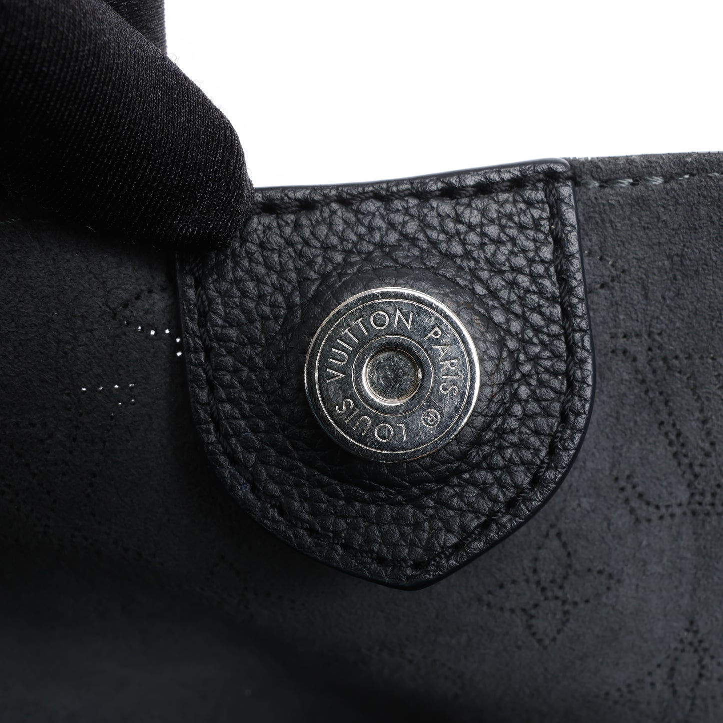 Louis Vuitton Hina Monogram Mahina Leder-Umhängetasche in Schwarz M54350