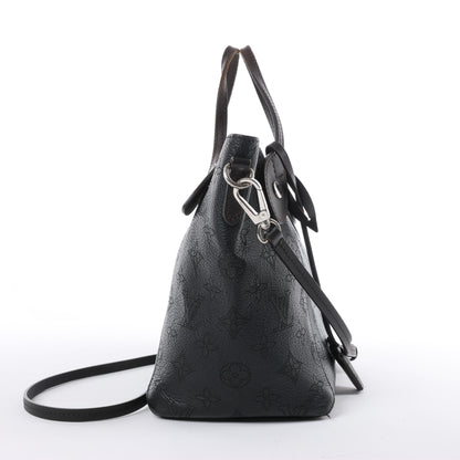 Louis Vuitton Hina Monogram Mahina Leder-Umhängetasche in Schwarz M54350