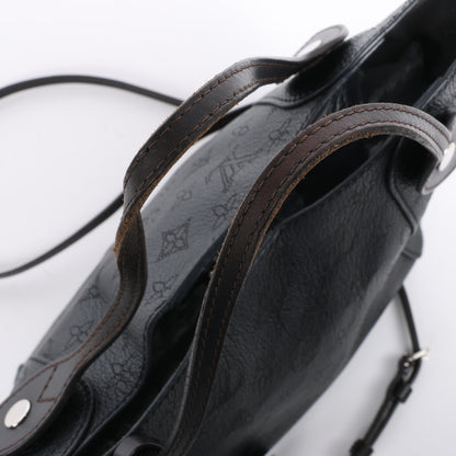 Louis Vuitton Hina Monogram Mahina Leder-Umhängetasche in Schwarz M54350