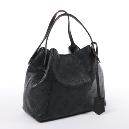 Louis Vuitton Hina Monogram Mahina Leder-Umhängetasche in Schwarz M54350