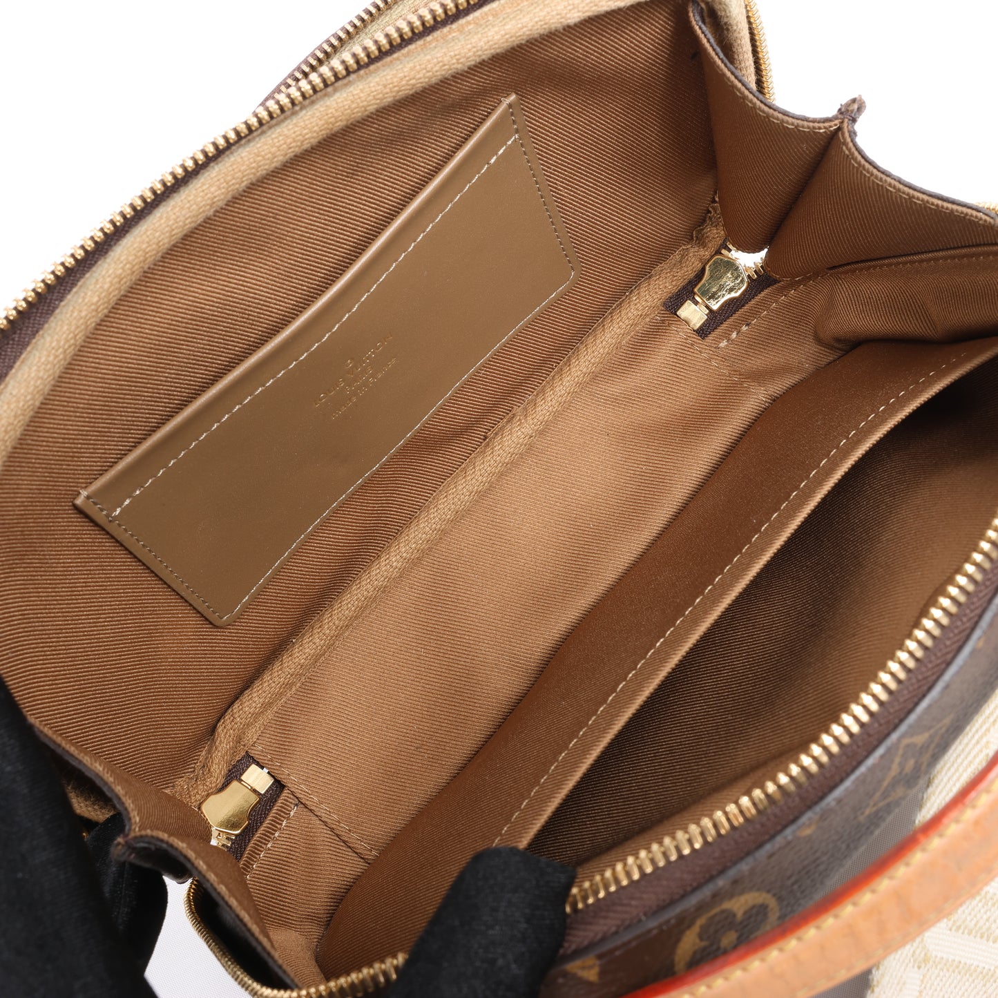 Louis Vuitton Monogram Utility Umhängetasche M80446