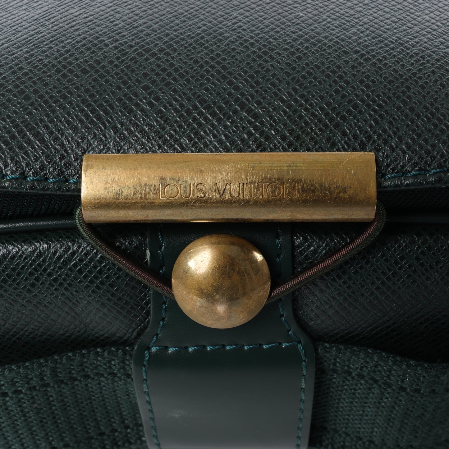 Louis Vuitton Taiga Viktor Shoulder Bag in Green M30144
