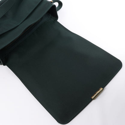 Louis Vuitton Taiga Viktor Shoulder Bag in Green M30144