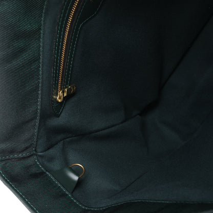 Louis Vuitton Taiga Viktor Shoulder Bag in Green M30144