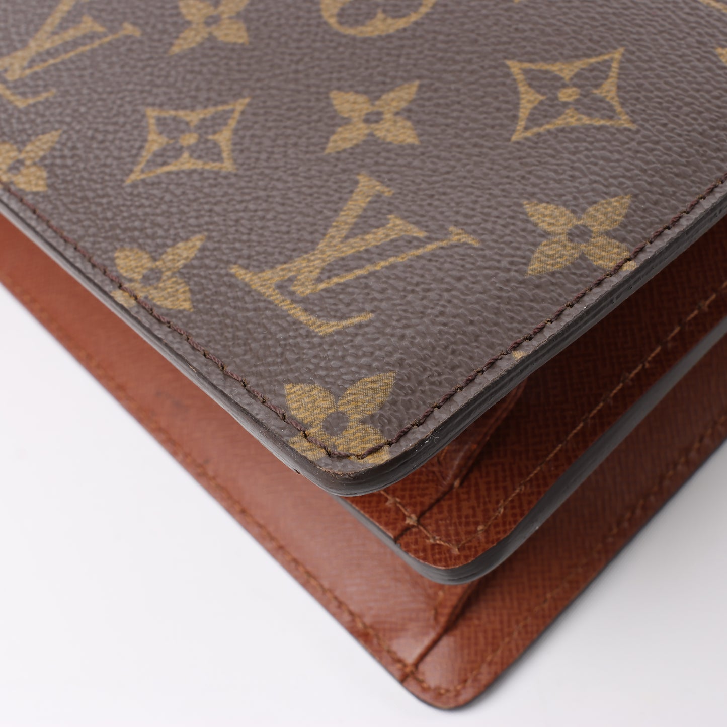 Louis Vuitton Monogramm Courcelle Umhängetasche M51375