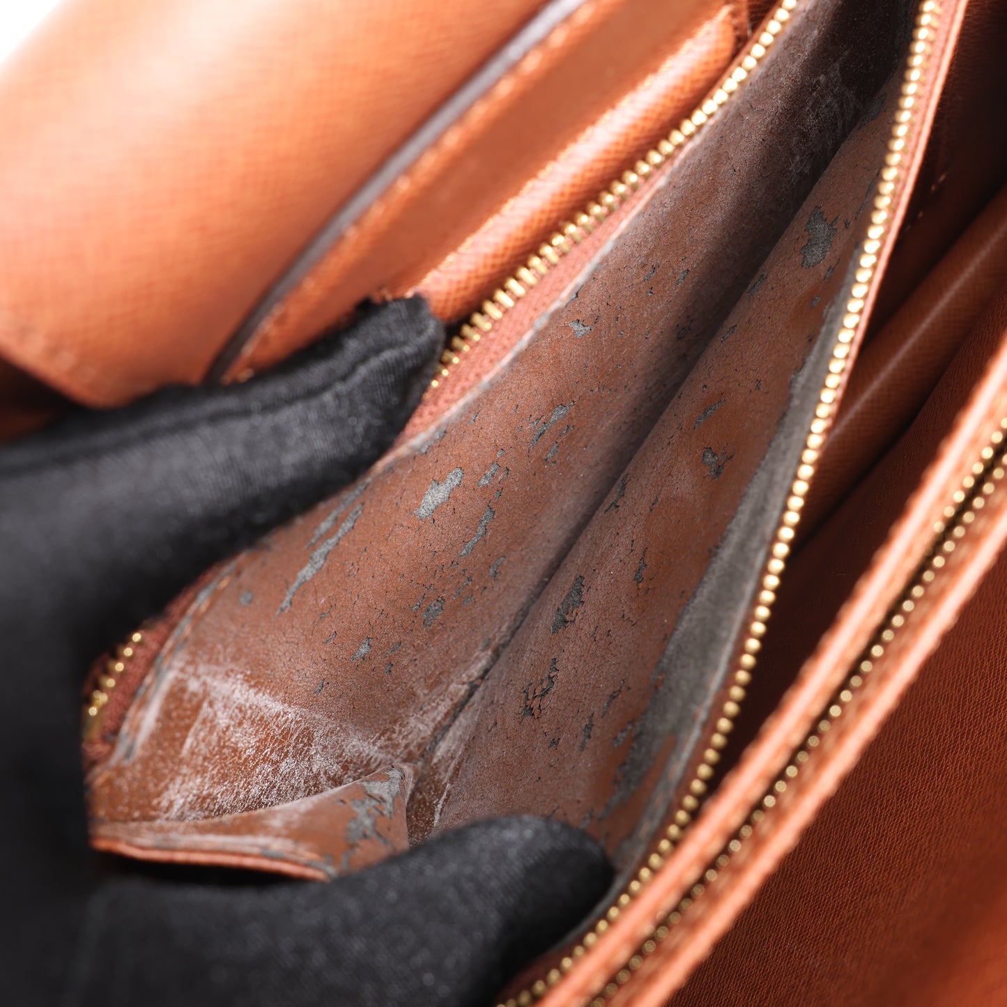 Louis Vuitton Monogramm Courcelle Umhängetasche M51375