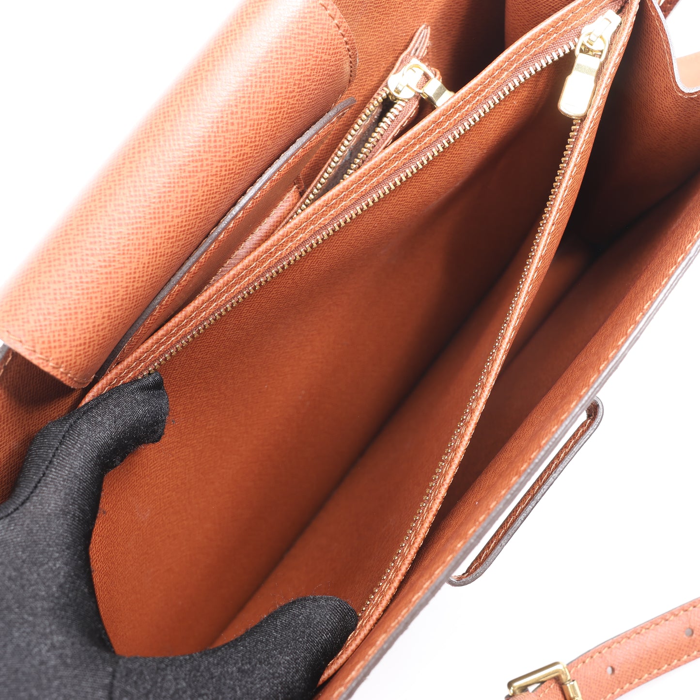 Louis Vuitton Monogramm Courcelle Umhängetasche M51375