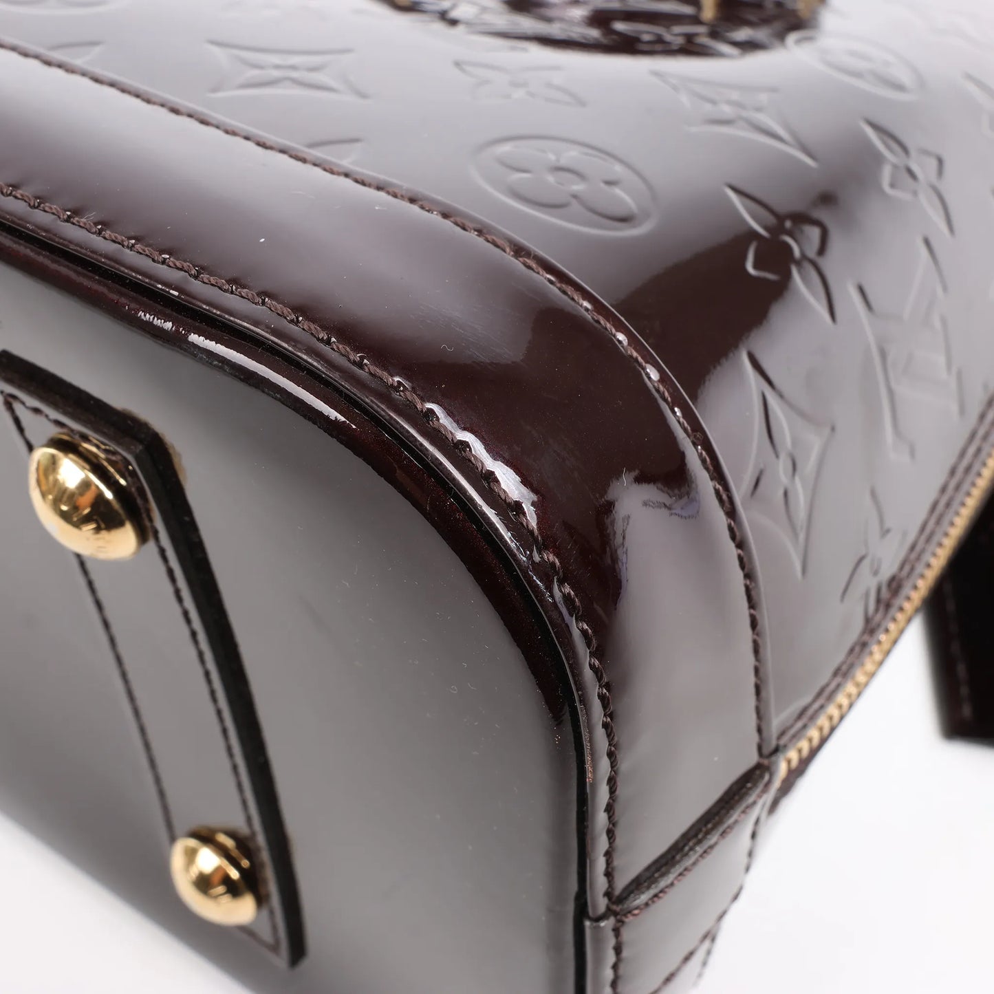 Louis Vuitton Vernis Alma PM Handbag in Amarante M91611