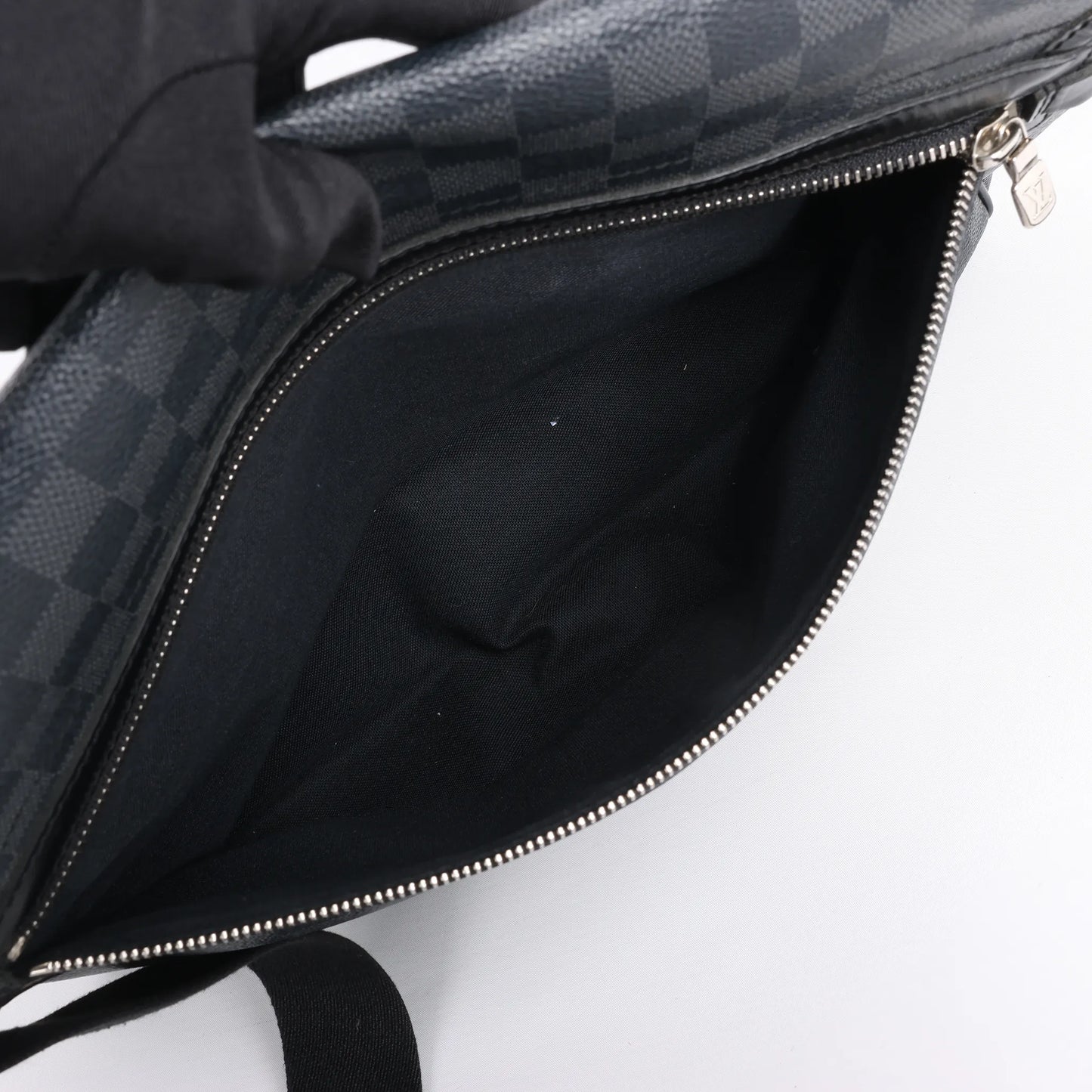 Louis Vuitton Damier Graphite Daniel MM Umhängetasche N58029