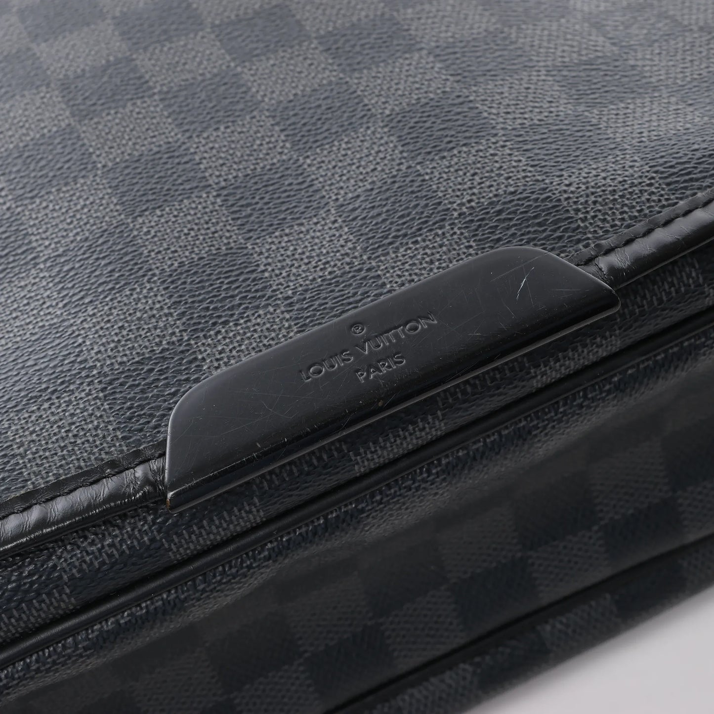 Louis Vuitton Damier Graphite Daniel MM Umhängetasche N58029