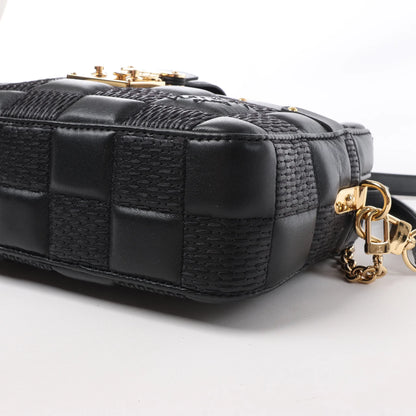 Louis Vuitton Damier Quilt Troca MM Umhängetasche in Schwarz M59114