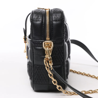 Louis Vuitton Damier Quilt Troca MM Umhängetasche in Schwarz M59114