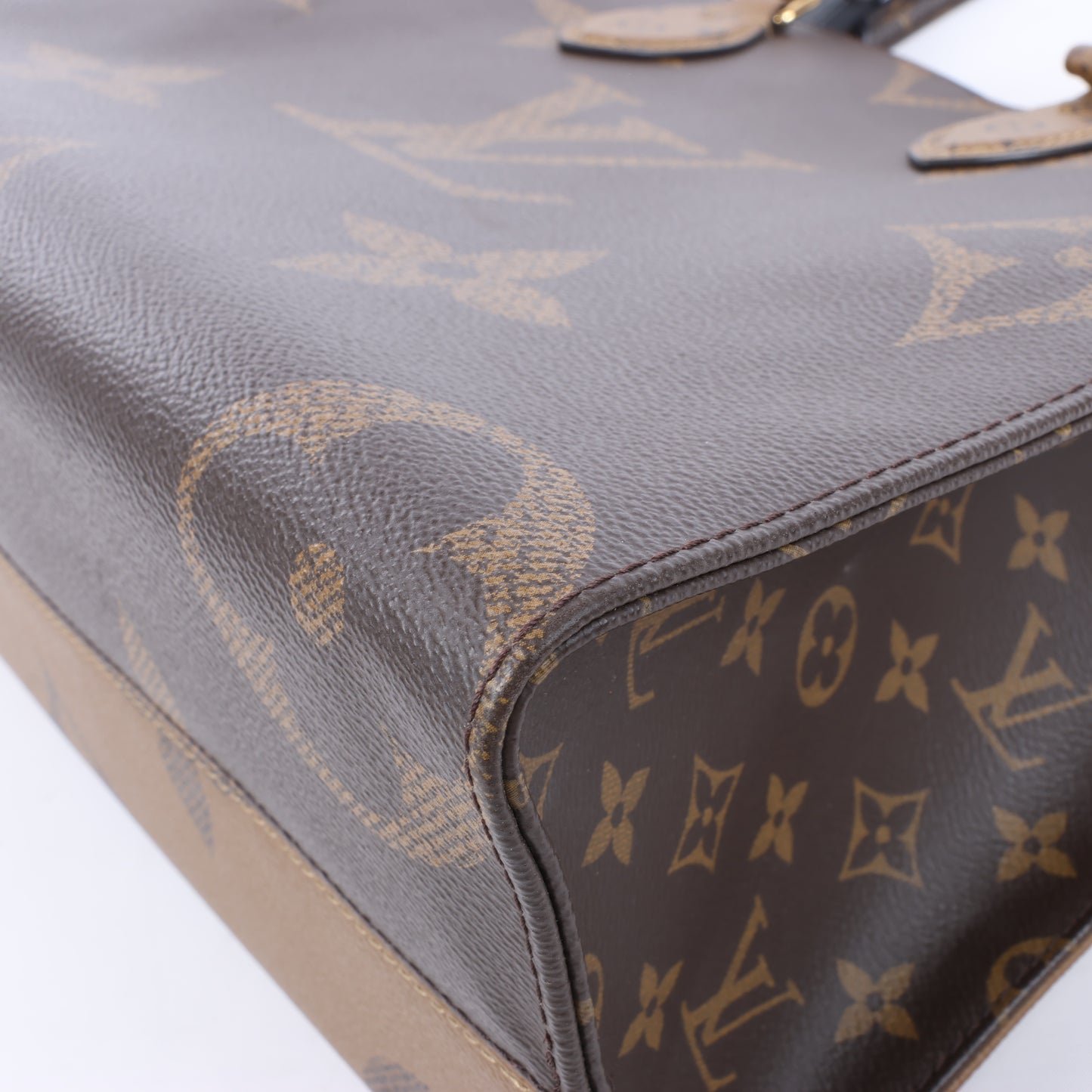 Louis Vuitton Riesiges Monogramm Reverse On the Go MM in Braun M45321