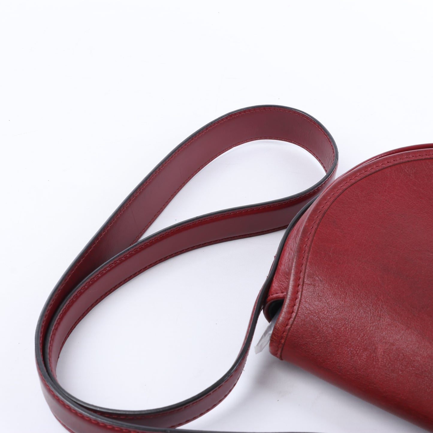 Louis Vuitton LV-Logo x Tanblan-Umhängetasche aus Leder in Rot M55506