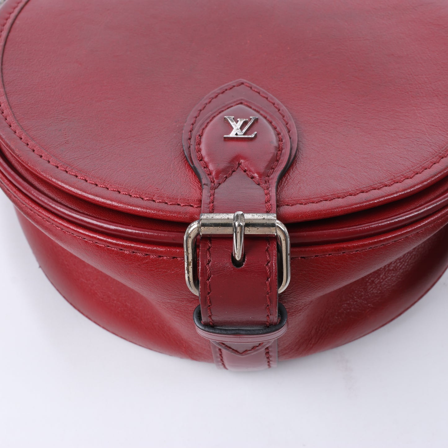 Louis Vuitton LV-Logo x Tanblan-Umhängetasche aus Leder in Rot M55506