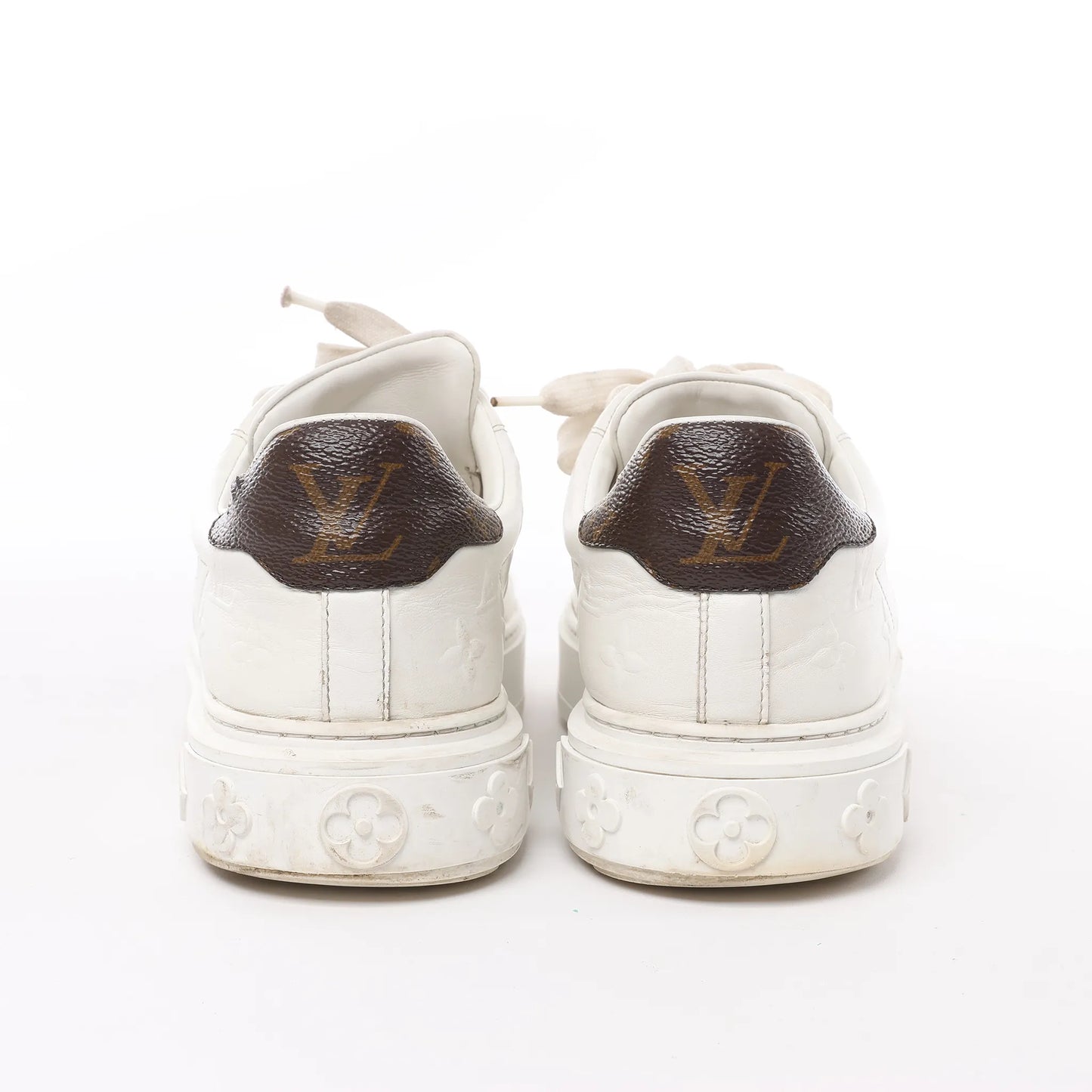 Louis Vuitton Leder-Monogramm Time Out Sneakers in Weiß, Größe 38 EU