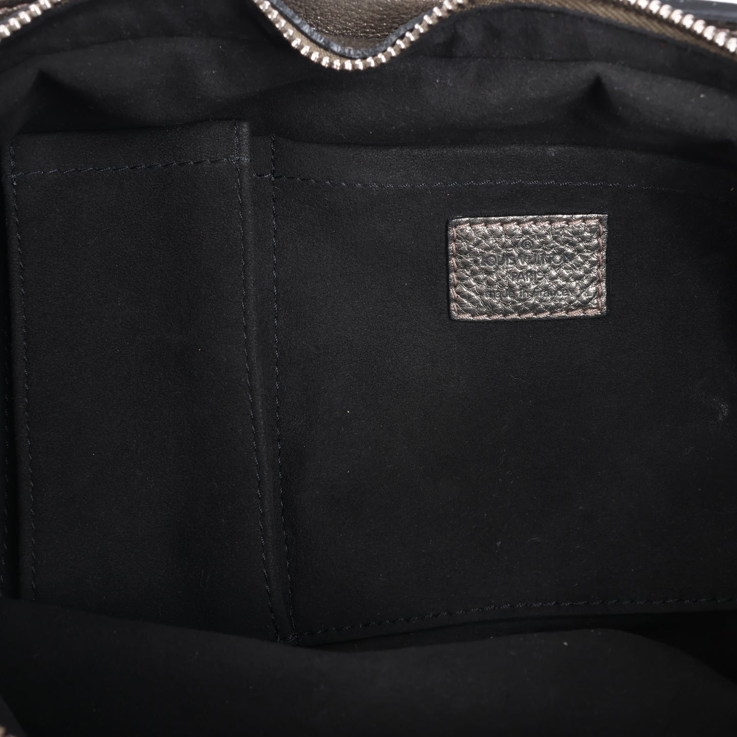 Sac à bandoulière Louis Vuitton Solar XS en cuir métallisé Monogram Mahina, bronze M95717