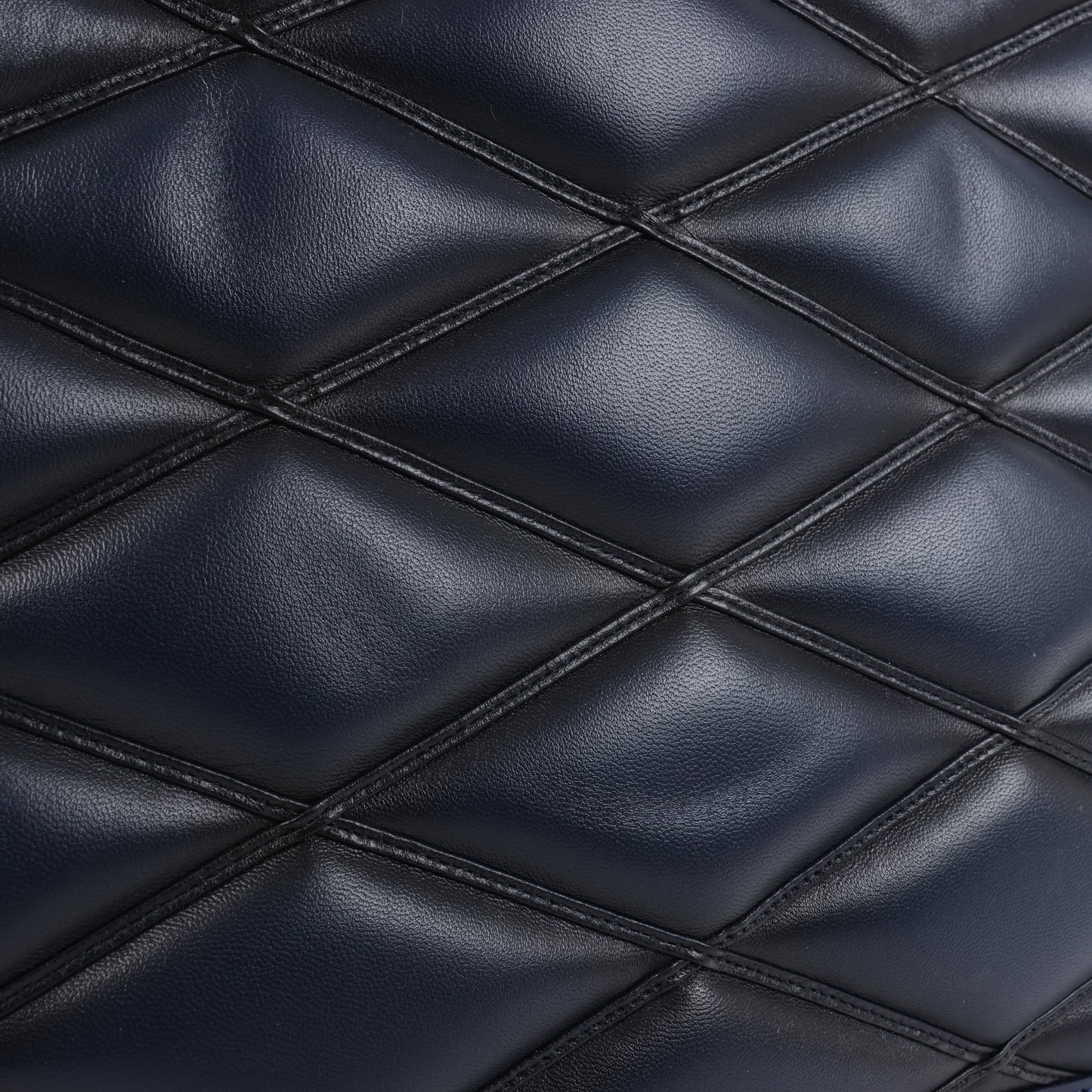 Louis Vuitton Malletage Alma GM Handtasche in Marineblau M23723