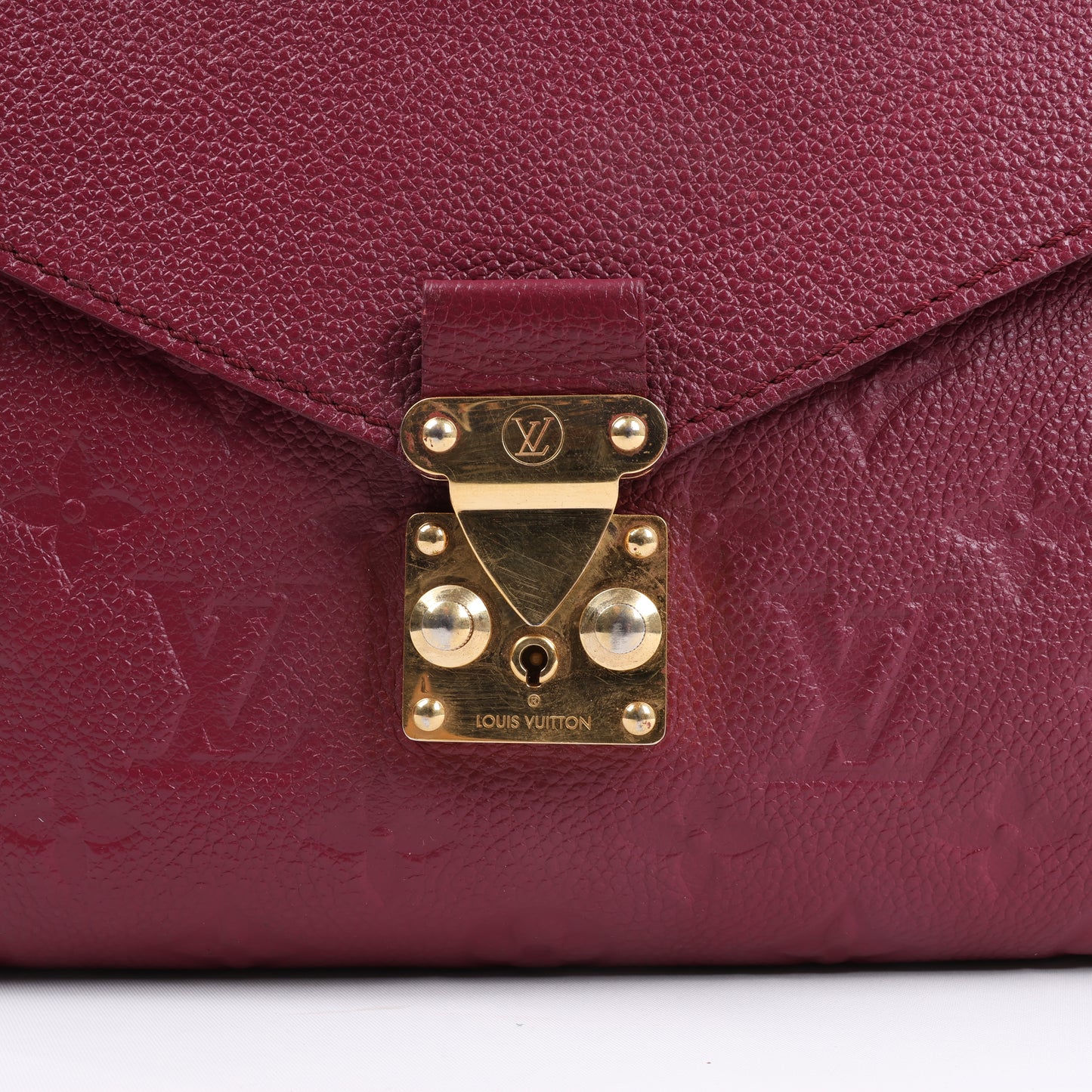 Louis Vuitton Monogram Empreinte Metis Hobo Handtasche in Lila M40813