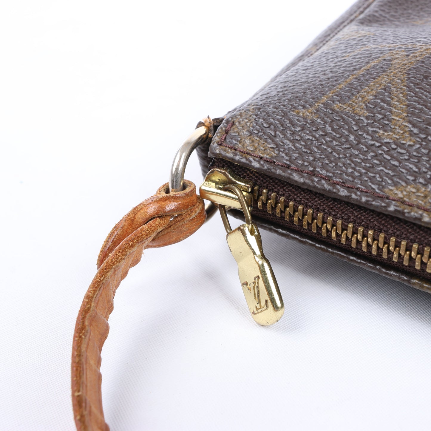 Louis Vuitton Monogram Canvas Pochette Accessoire Handbag M51980