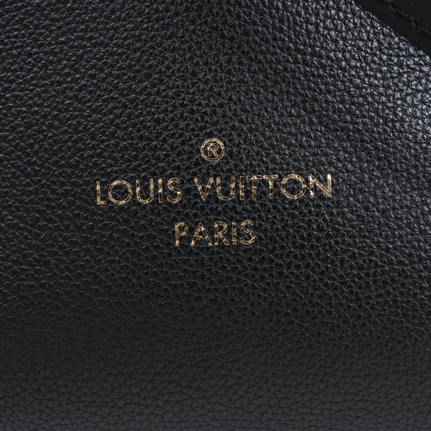 Sac à main Louis Vuitton Monogram Tuffetage On My Side en noir M53826