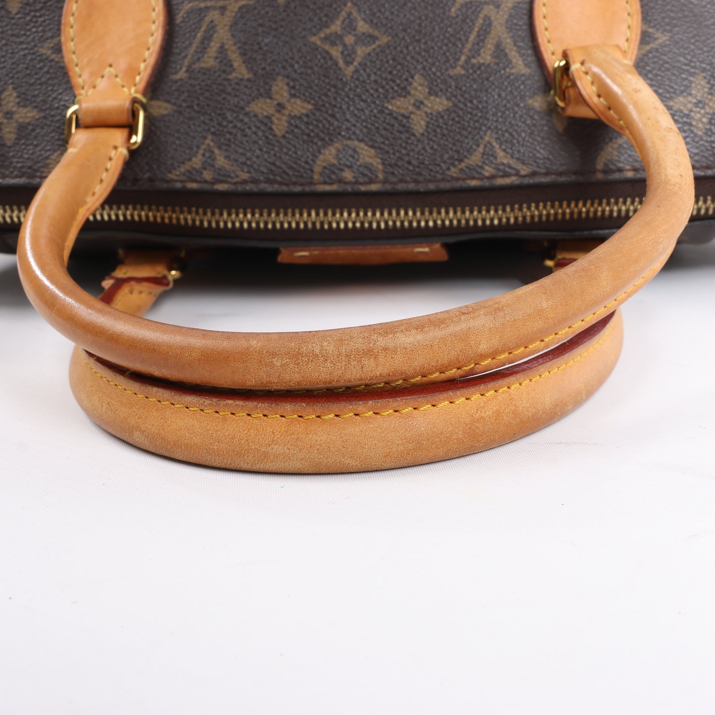 Louis Vuitton Monogramm Turenne MM Handtasche M48814