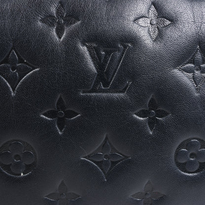 Louis Vuitton Coussin PM 2Way-Umhängetasche mit Monogrammprägung in Schwarz M57790
