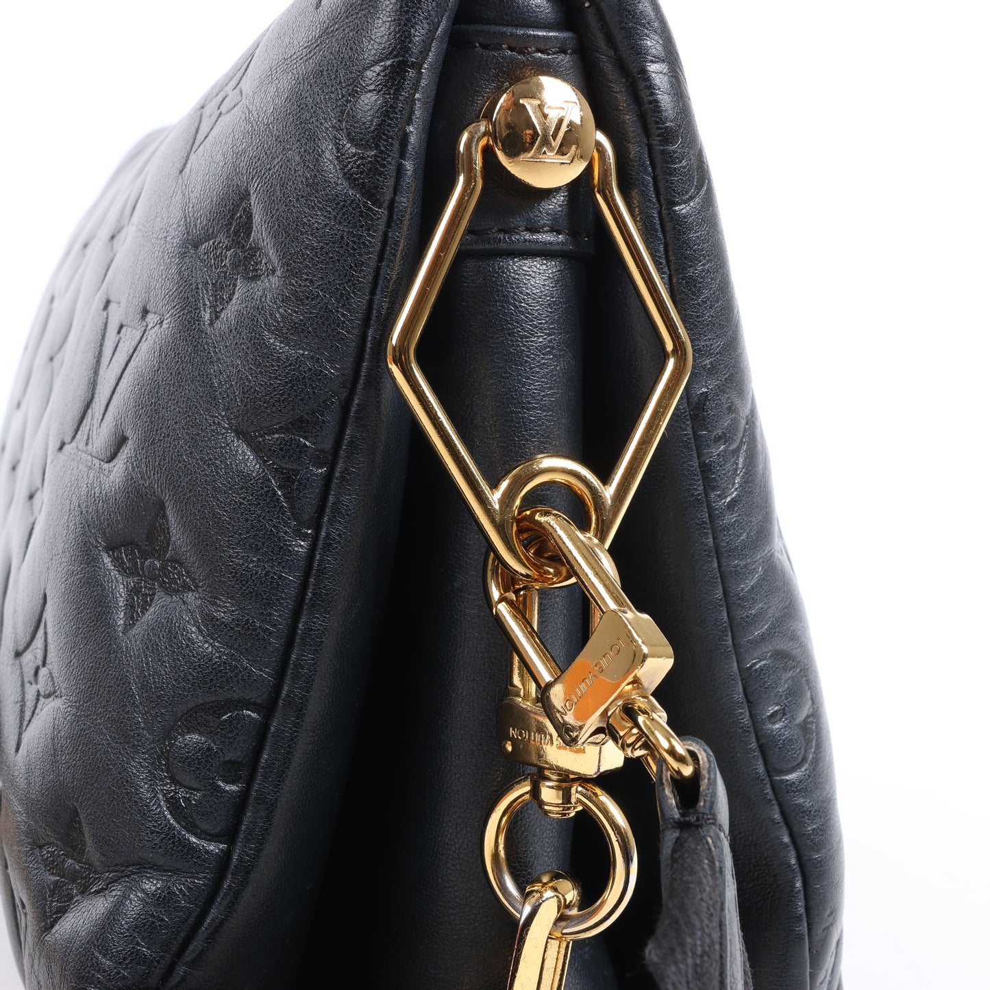 Louis Vuitton Coussin PM 2Way-Umhängetasche mit Monogrammprägung in Schwarz M57790