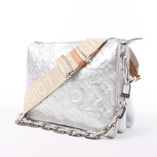 Louis Vuitton Coussin PM 2Way-Umhängetasche mit Monogrammprägung in Silber M57913