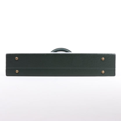 Louis Vuitton Taiga Diplomat Reisetasche in Grün M30014
