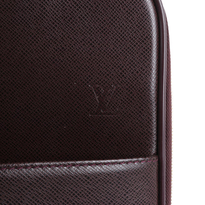 Louis Vuitton Taiga Leder Pegase 45 Reisetasche in Braun M23314