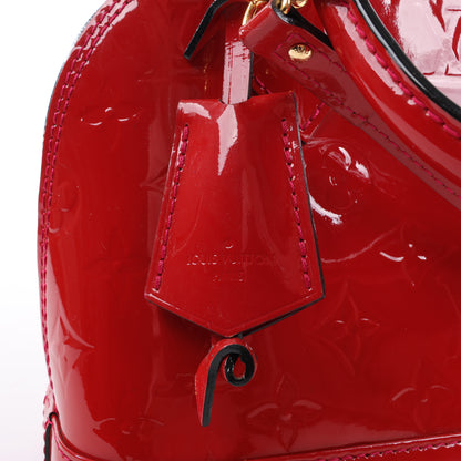 Louis Vuitton Monogram Vernis Alma BB Handtasche in Rot M91606