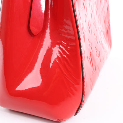 Louis Vuitton Vernis Montaigne BB Handtasche in Rot M50170