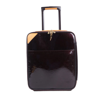 Louis Vuitton Vernis Suitcase Pegase 45 Reisetasche in Amarante M91277