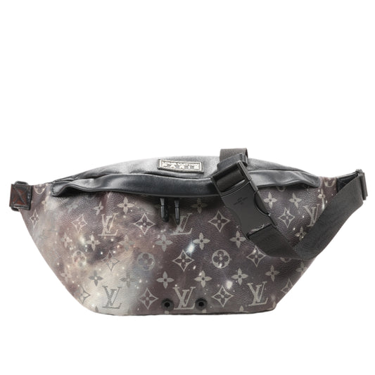 Louis Vuitton Monogramm Canvas Galaxy Discovery Gürteltasche Umhängetasche M44444
