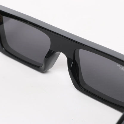 Off White Manchester Sonnenbrille in Schwarz OERI010