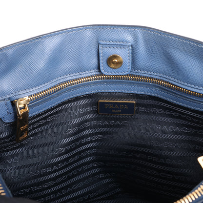 Sac à main Prada Galleria Saffiano Lux en cuir bleu