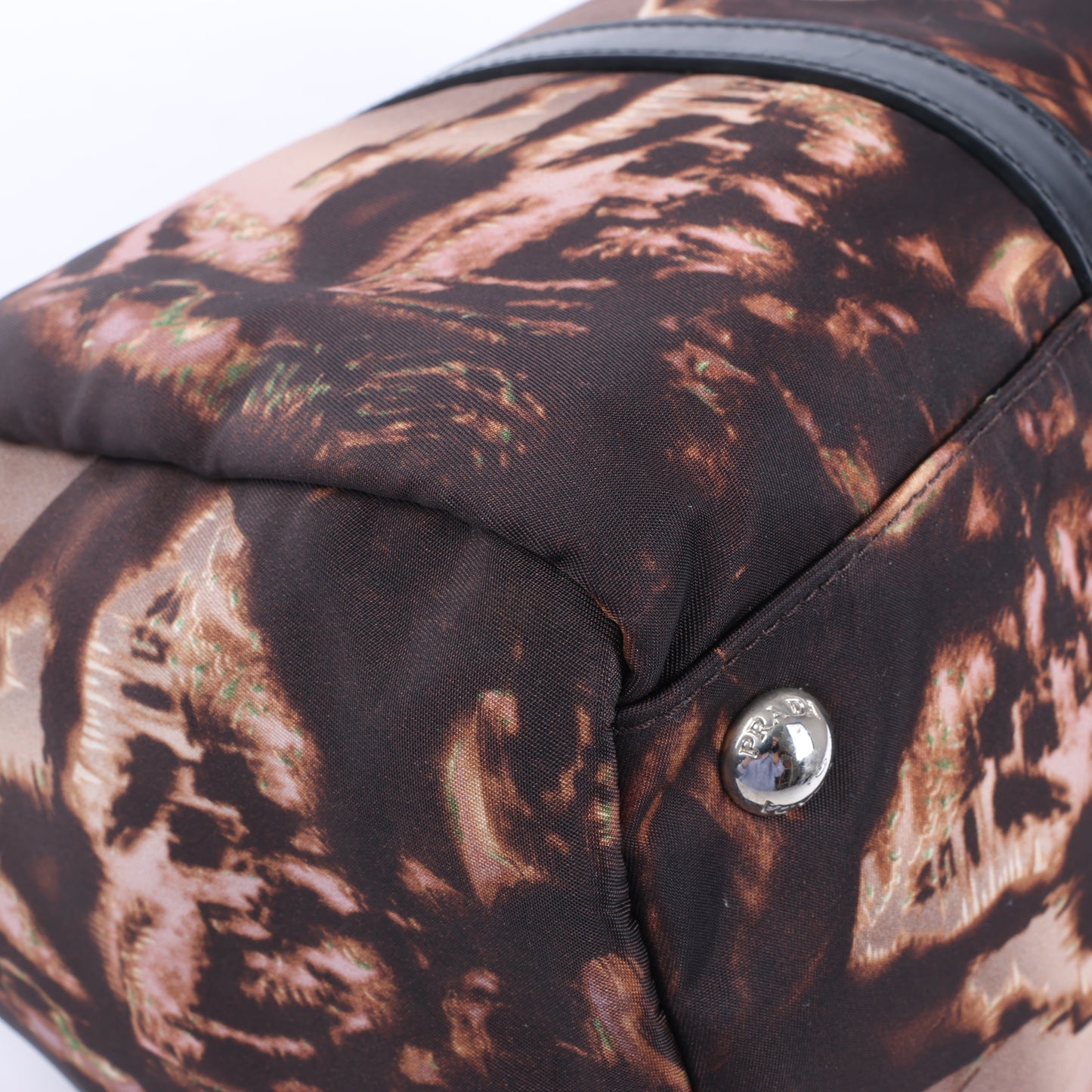 Sac à main Prada en nylon et cuir imprimé, double sens, noir et violet, BL0922
