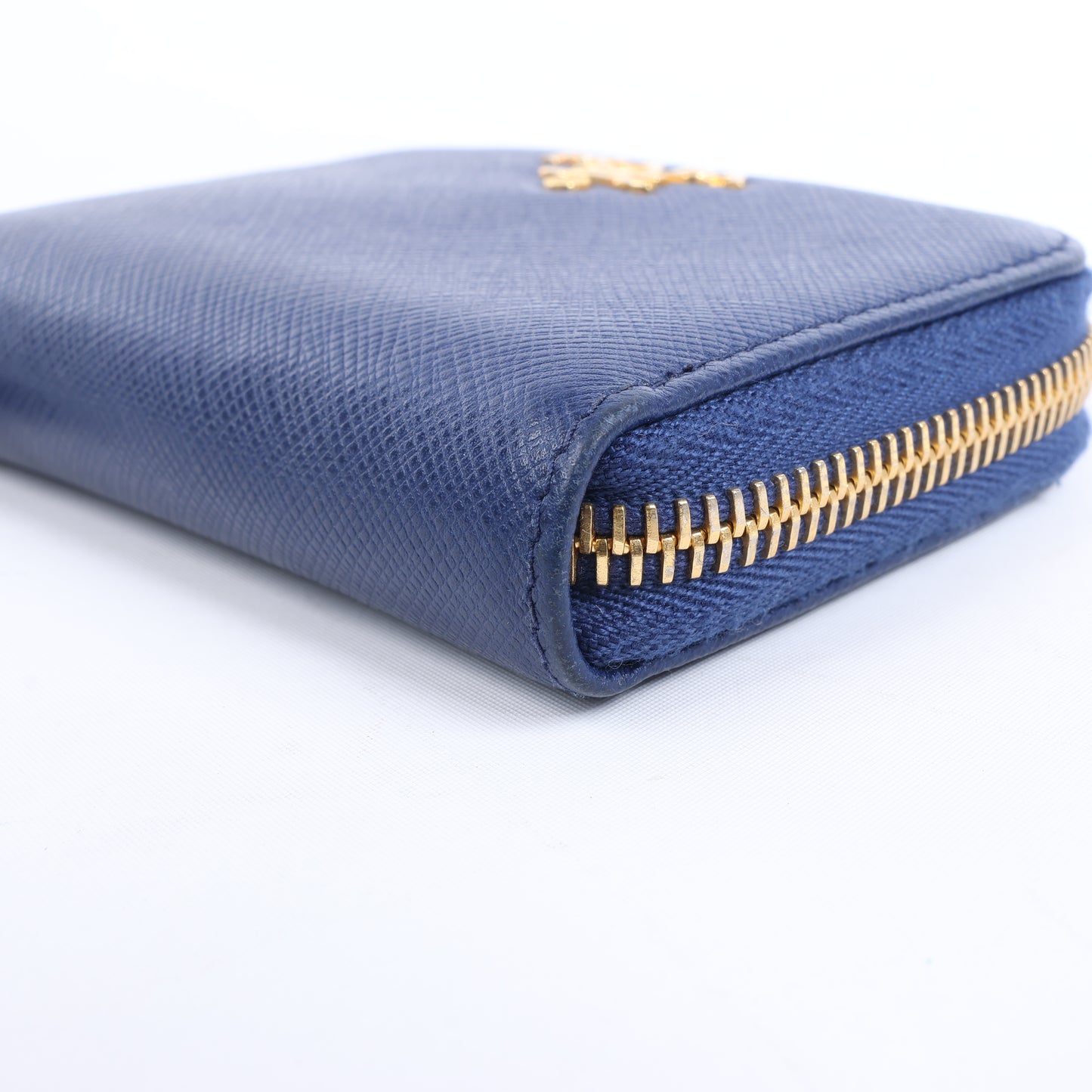 Prada – Münzgeldbörse aus Saffiano-Metall 1MM268 aus blauem Leder