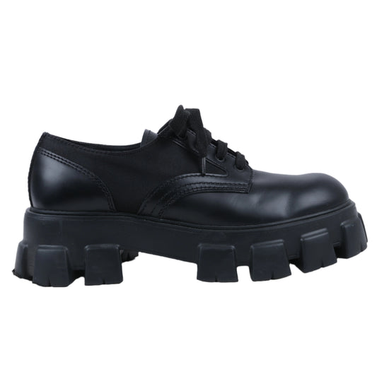 Prada Monolith Nylon &amp; Leder Loafer in Schwarz 2EE342, Größe 42 EU