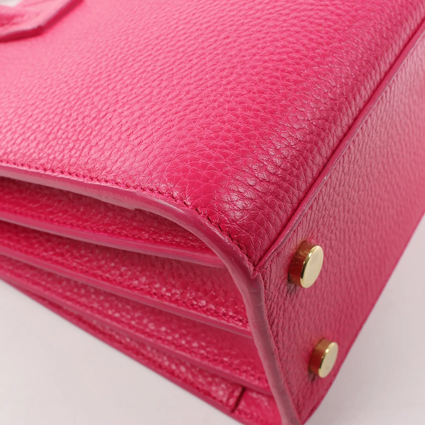 Saint Laurent Paris Sac de Jour Baby Leather Handbag in Pink 377183