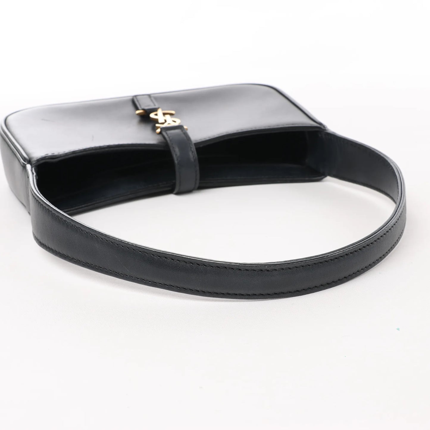 Saint Laurent Paris Le 5 à 7 Mini Hobo Lederhandtasche in Schwarz 710318 