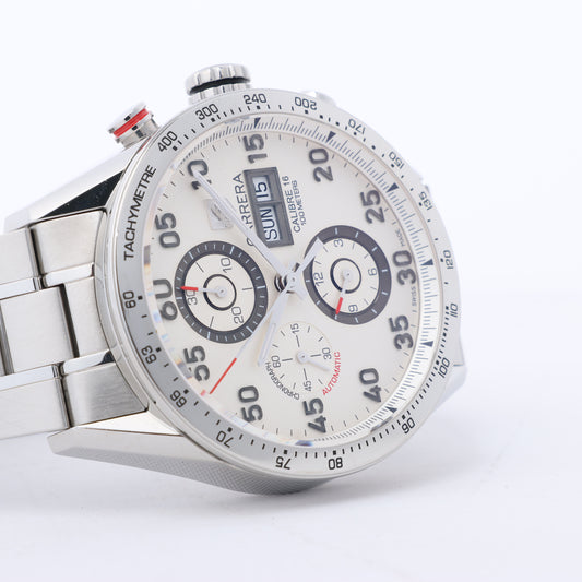 TAG Heuer Carrera CV2A11 RAZ3731 SS AT Uhr mit silbernem Zifferblatt