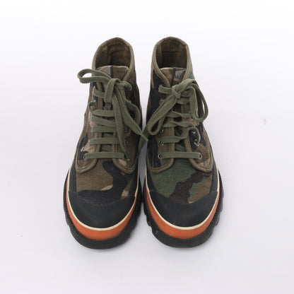 Valentino Garavani Camouflage-print Sneakers in Khaki, Size 38 EU