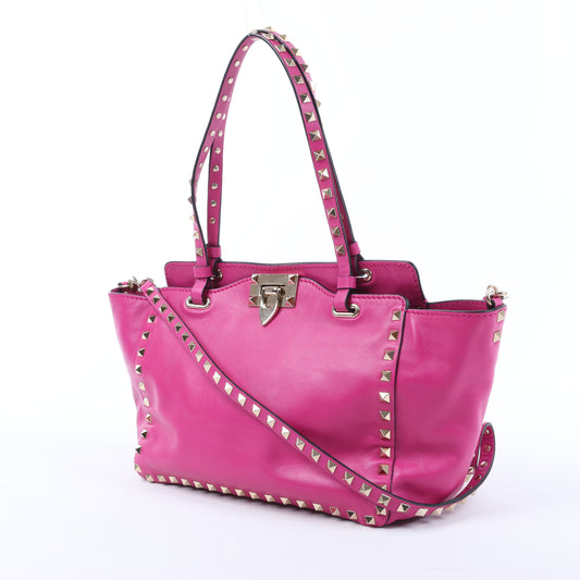 Valentino Garavani – Rockstud – 2-Wege-Handtasche aus rosa Leder