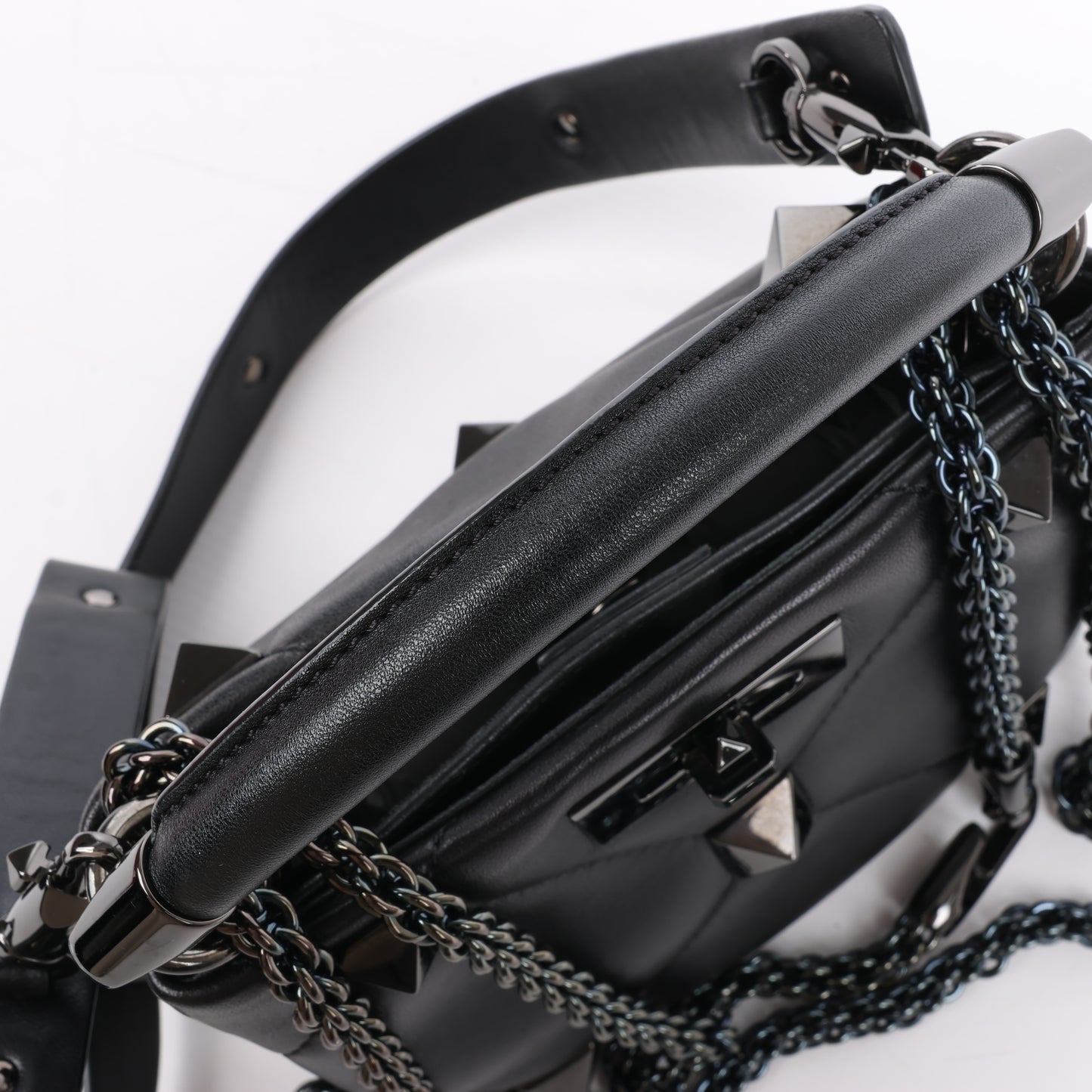 Valentino Garavani – Roman Studs – 3-Wege-Schultertasche aus schwarzem Leder