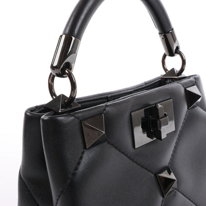 Valentino Garavani – Roman Studs – 3-Wege-Schultertasche aus schwarzem Leder